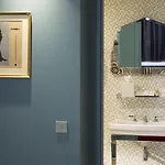 Monsieur Cadet & Hotel