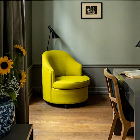 Monsieur Cadet & Hotell Paris