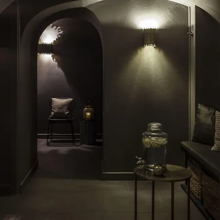 Monsieur Cadet Hotel&spa Hotel 4*