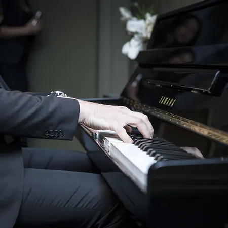 Hotel Monsieur Cadet Hotel&spa Paris