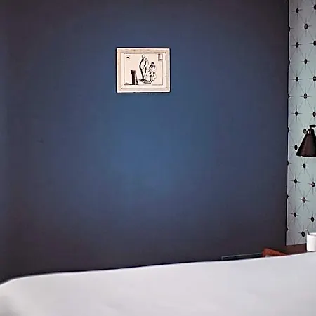 Hotel Monsieur Cadet & 4*