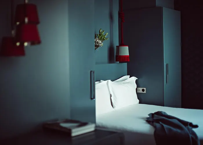 Отель Monsieur Cadet &