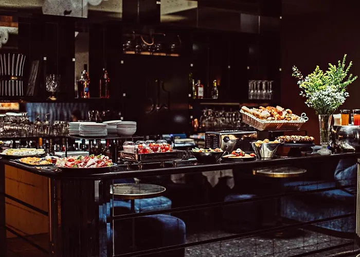 Monsieur Cadet & Париж